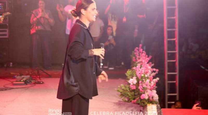 Celebra Filadélfia 2026 reúne milhares de pessoas em Filadélfia (BA) com show de Aline Barros